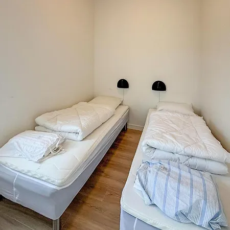 In With Indoor Swimming Pool 아파트